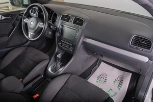 Хетчбэк Volkswagen Golf 2012 года, 749000 рублей, Томск