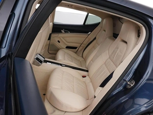 Лифтбек Porsche Panamera 4S 2009 года, 2049055 рублей, Москва