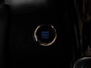 Седан Toyota Corolla 2017 года, 1625000 рублей, Тюмень