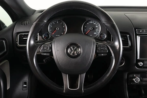 Внедорожник Volkswagen Touareg 2017 года, 3449000 рублей, Пермь