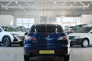 Седан Mazda 3 2009 года, 969000 рублей, Омск