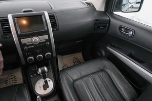 Внедорожник Nissan X-Trail 2012 года, 1219000 рублей, Красноярск