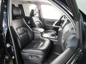 Внедорожник Toyota Land Cruiser 2019 года, 7899000 рублей, Воронеж