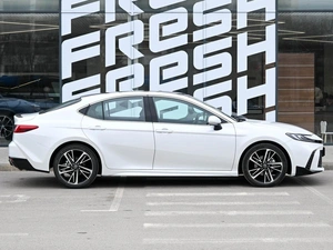 Седан Toyota Camry 2024 года, 4200000 рублей, Волгоград