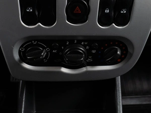 Хетчбэк Renault Sandero Stepway 2012 года, 650000 рублей, Тюмень