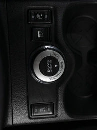 Внедорожник Nissan X-Trail 2015 года, 1540000 рублей, Омск