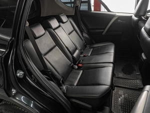 Внедорожник Toyota RAV4 2015 года, 2459000 рублей, Тюмень
