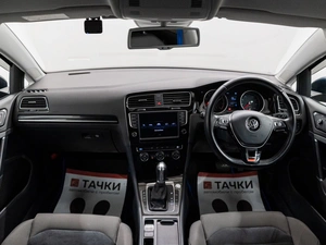 Хетчбэк Volkswagen Golf 2015 года, 1300000 рублей, Красноярск