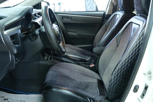 Седан Toyota Corolla 2013 года, 1369000 рублей, Омск
