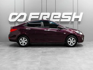 Седан Hyundai Solaris 2013 года, 819000 рублей, Тюмень