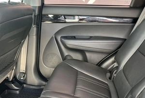 Внедорожник Kia Sorento 2017 года, 2635000 рублей, Солонцы