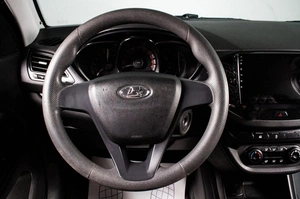 Седан ВАЗ (LADA) Vesta 2020 года, 839000 рублей, Сургут