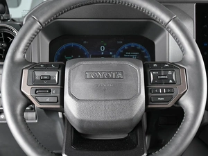 Внедорожник Toyota Land Cruiser Prado 2024 года, 9950000 рублей, Аксай