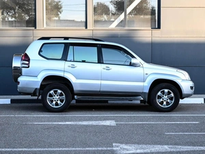 Внедорожник Toyota Land Cruiser Prado 2005 года, 1924000 рублей, Кирилловка