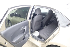 Седан Volkswagen Polo 2015 года, 970000 рублей, Обнинск