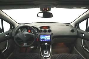 Хэтчбек Peugeot 308 2011 года, 590000 рублей, Курск