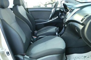 Седан Hyundai Solaris 2013 года, 969000 рублей, Омск
