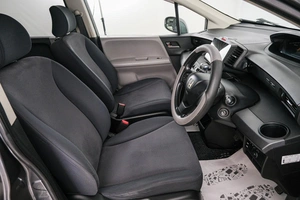Минивэн Honda Freed 2010 года, 1079000 рублей, Красноярск
