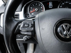 Внедорожник Volkswagen Touareg 2015 года, 3560000 рублей, Ставрополь