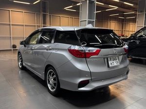 Универсал Honda Shuttle 2018 года, 1397000 рублей, Красноярск