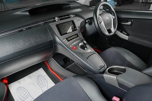 Лифтбек Toyota Prius 2013 года, 1279000 рублей, Тюмень