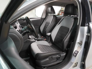 Седан Volkswagen Jetta 2012 года, 1069000 рублей, Воронеж