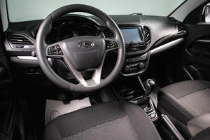 Седан ВАЗ (LADA) Vesta 2019 года, 879000 рублей, Сургут