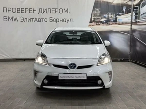 Лифтбек Toyota Prius 2015 года, 1290000 рублей, Барнаул