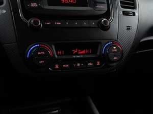 Седан Kia Cerato 2017 года, 1372444 рублей, Москва