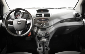 Хетчбэк Chevrolet Spark 2013 года, 640000 рублей, Орёл