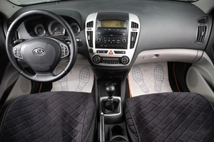Хетчбэк Kia Ceed 2009 года, 599000 рублей, Оренбург