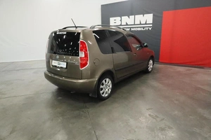 Компактвэн Skoda Roomster 2012 года, 750000 рублей, Курск