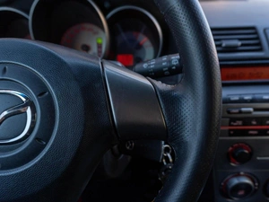 Хетчбэк Mazda 3 2006 года, 629000 рублей, Саратов