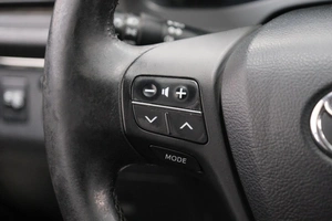 Седан Toyota Avensis 2009 года, 1179000 рублей, Омск