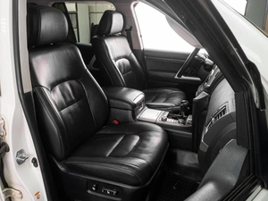 Внедорожник Toyota Land Cruiser 2017 года, 5099000 рублей, Тюмень