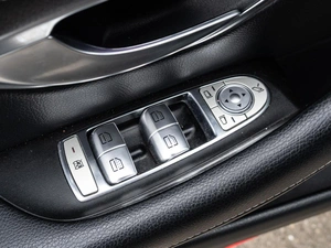 Седан Mercedes-benz E-класс 2016 года, 2915000 рублей, Краснодар