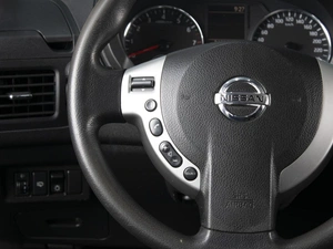 Внедорожник Nissan X-Trail 2012 года, 1240000 рублей, Омск