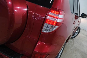 Внедорожник Toyota RAV4 2010 года, 1299000 рублей, Новокузнецк