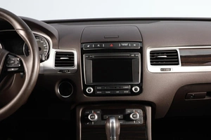 Внедорожник Volkswagen Touareg 2015 года, 3389000 рублей, Новосибирск