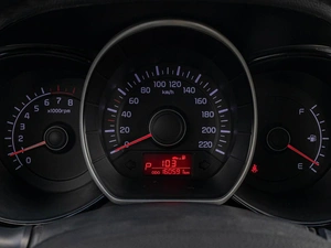 Седан Kia Rio 2014 года, 960000 рублей, Краснодар