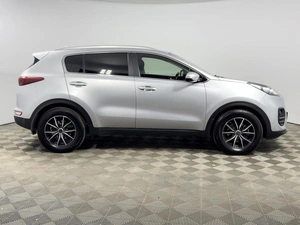 Внедорожник Kia Sportage 2017 года, 1620000 рублей, Казань
