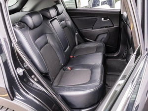 Внедорожник Kia Sportage 2011 года, 1375000 рублей, Краснодар