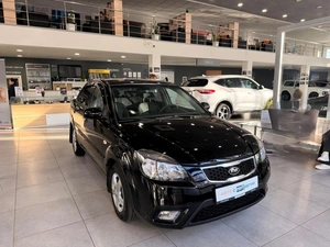 Седан Kia Rio 2010 года, 690000 рублей, Орёл