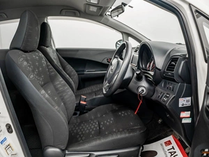 Хетчбэк Toyota Ractis 2011 года, 1080000 рублей, Красноярск