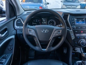 Внедорожник Hyundai Santa Fe 2016 года, 2559000 рублей, Саратов