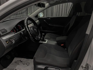 Универсал Volkswagen Passat 2010 года, 820000 рублей, Красноярск