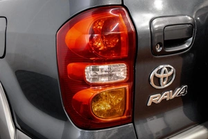 Внедорожник Toyota RAV4 2004 года, 789000 рублей, Барнаул