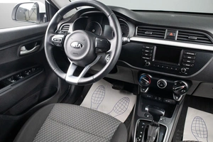 Хетчбэк Kia Rio X-Line 2019 года, 1649000 рублей, Оренбург