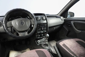 Внедорожник Renault Duster 2017 года, 899000 рублей, Новосибирск