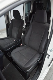 Минивэн Toyota Voxy 2015 года, 1797000 рублей, Красноярск